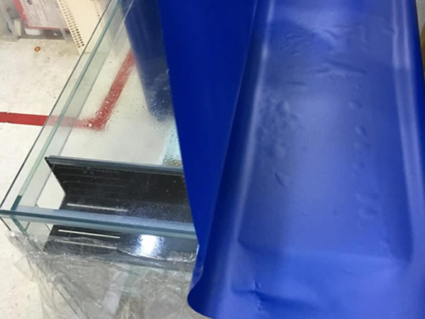 プロ選定 水槽バックスクリーンのベスト10ときれいに貼る方法 道具を解説 東京アクアガーデン