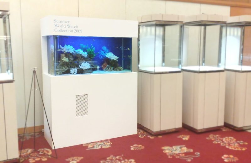 ホテルで開催　時計販売会に120cm海水魚水槽を設置　水槽短期レンタル事例 水槽画像１