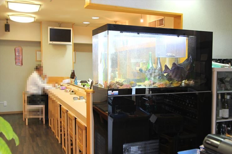 千葉県　寿司屋　120cm活魚水槽　設置事例